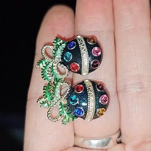 Vintage enamel ornament pierced earrings